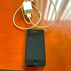 Iphone4 with AC Cord and Power Adapter